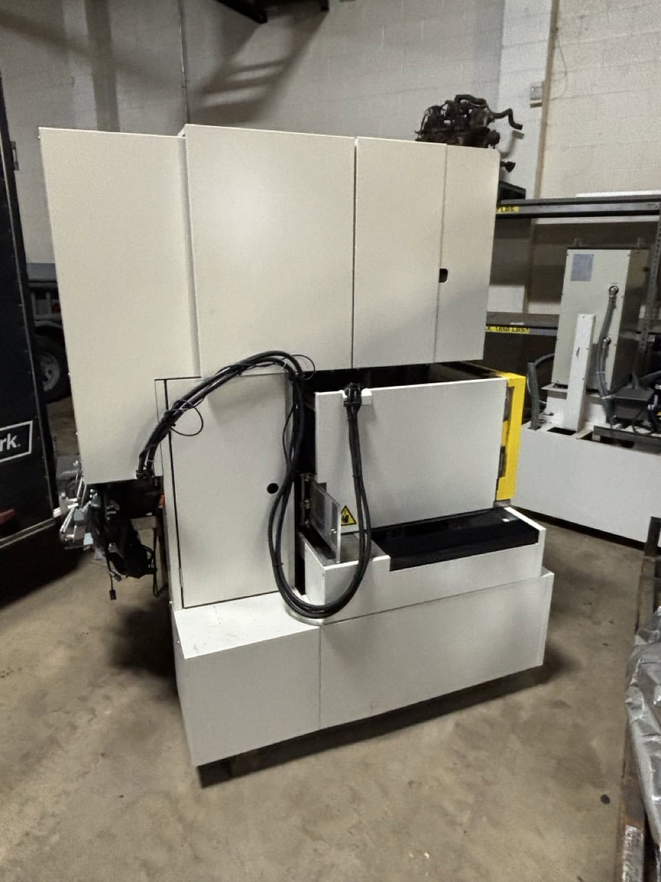 Fanuc C400IC Wire EDM, 2021 - CNC EDM w/ Auto Threader, Fanuc Robot a-C400ib Rotary - Image 9