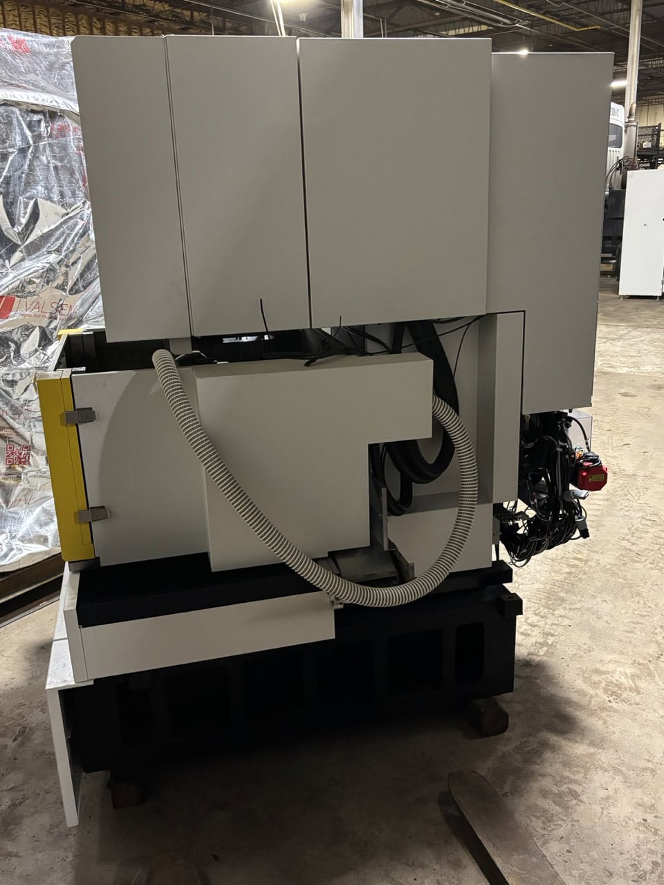Fanuc C400IC Wire EDM, 2021 - CNC EDM w/ Auto Threader, Fanuc Robot a-C400ib Rotary - Image 15