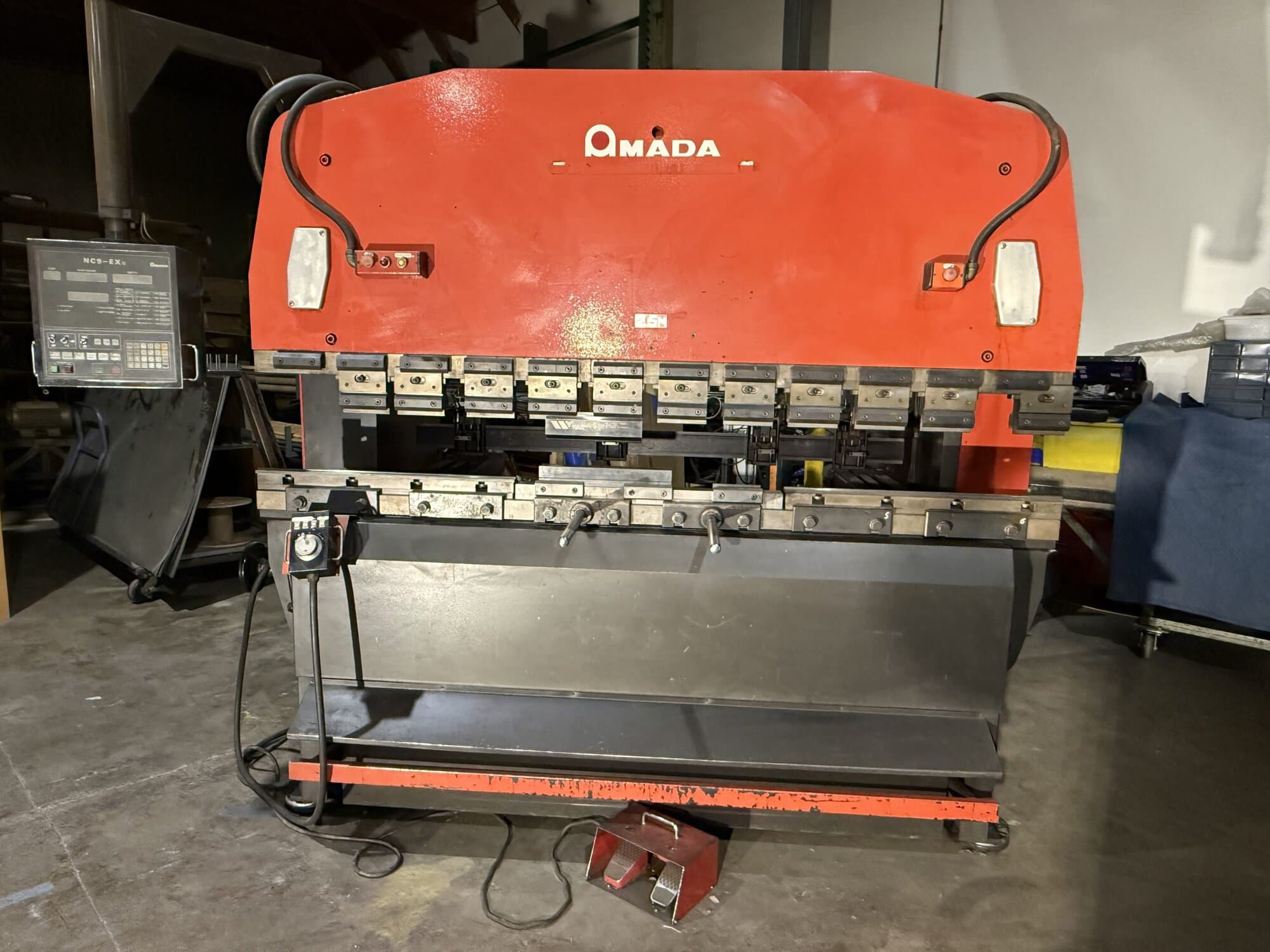 100 Ton x 10' Amada RG 100S CNC Press Brake, 1991