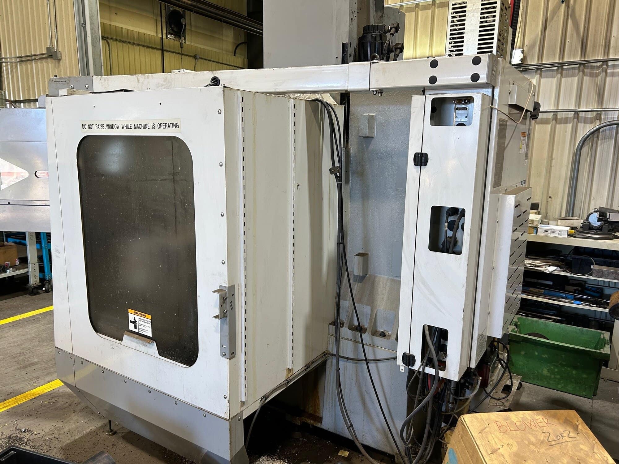 Haas VF-2B VMC, 2005 - 4th Axis Wiring, HRT210 Rotary, Through Spindle Coolant - Image 2