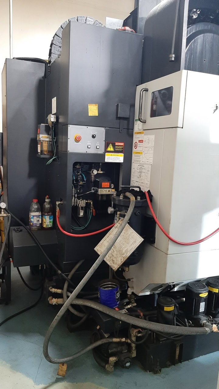 Doosan DMV 3016 CNC VMC, 2008 - Thru Spindle Coolant, 20k RPM Spindle - Image 4