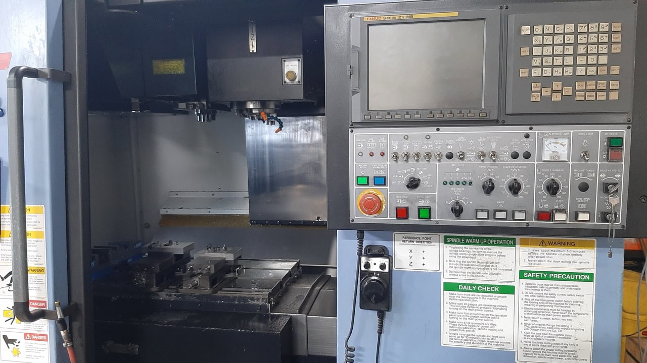 Doosan DMV 3016 CNC VMC, 2008 - Thru Spindle Coolant, 20k RPM Spindle - Image 7