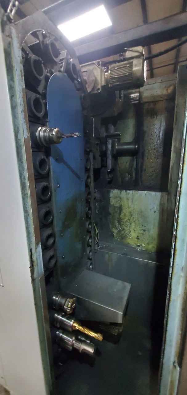 Matsuura H Plus-300 Dual Pallet CNC HMC, 2003 – Full 360° B-Axis, 12,000 RPM, 40 Tool ATC, Fanuc 16i-M - Image 8