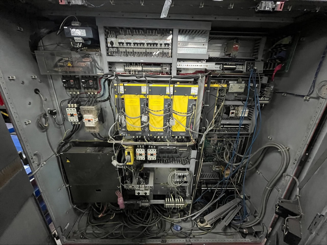 22 Ton Amada EM2510NT Turret Punch, 2006 - Image 7