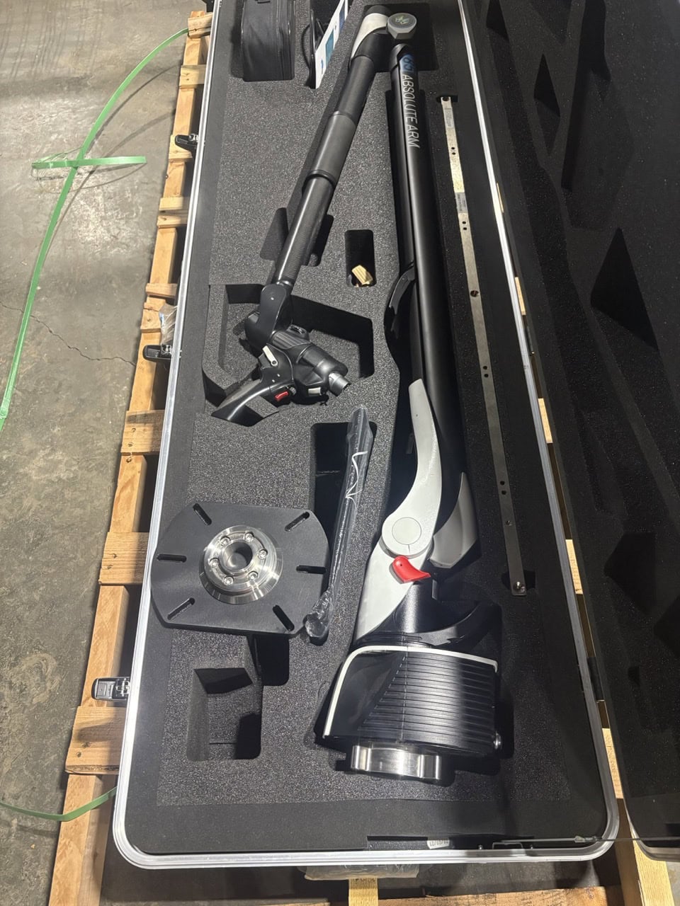 Hexagon Absolute Arm 8540, 2022 – 7-Axis Portable CMM Measurement Robot Arm (1) - Image 9