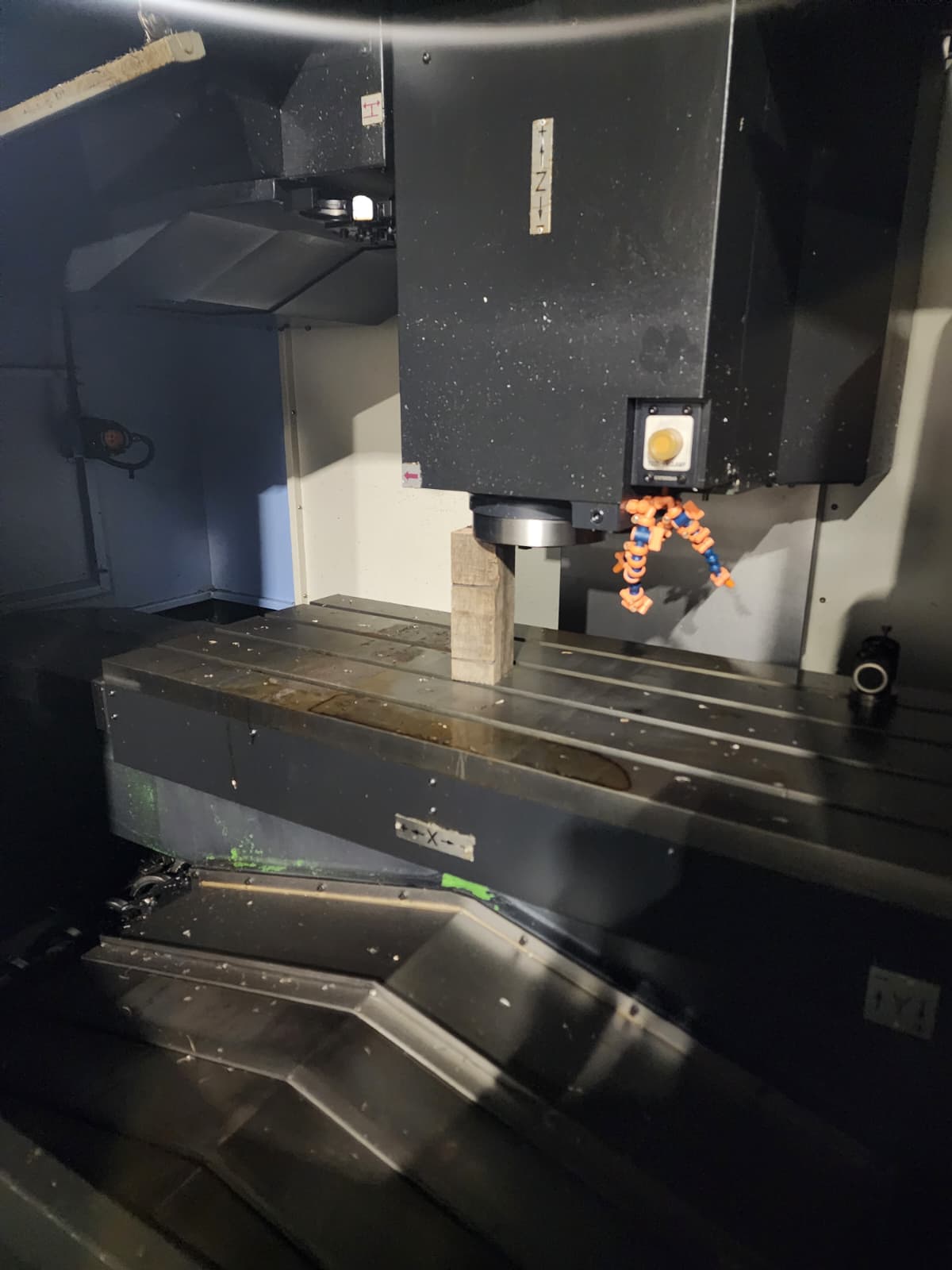 Doosan DNM 5700 CNC Vertical Machining Center; 2021 – 12K RPM, Fanuc Control, 30 ATC - Image 2