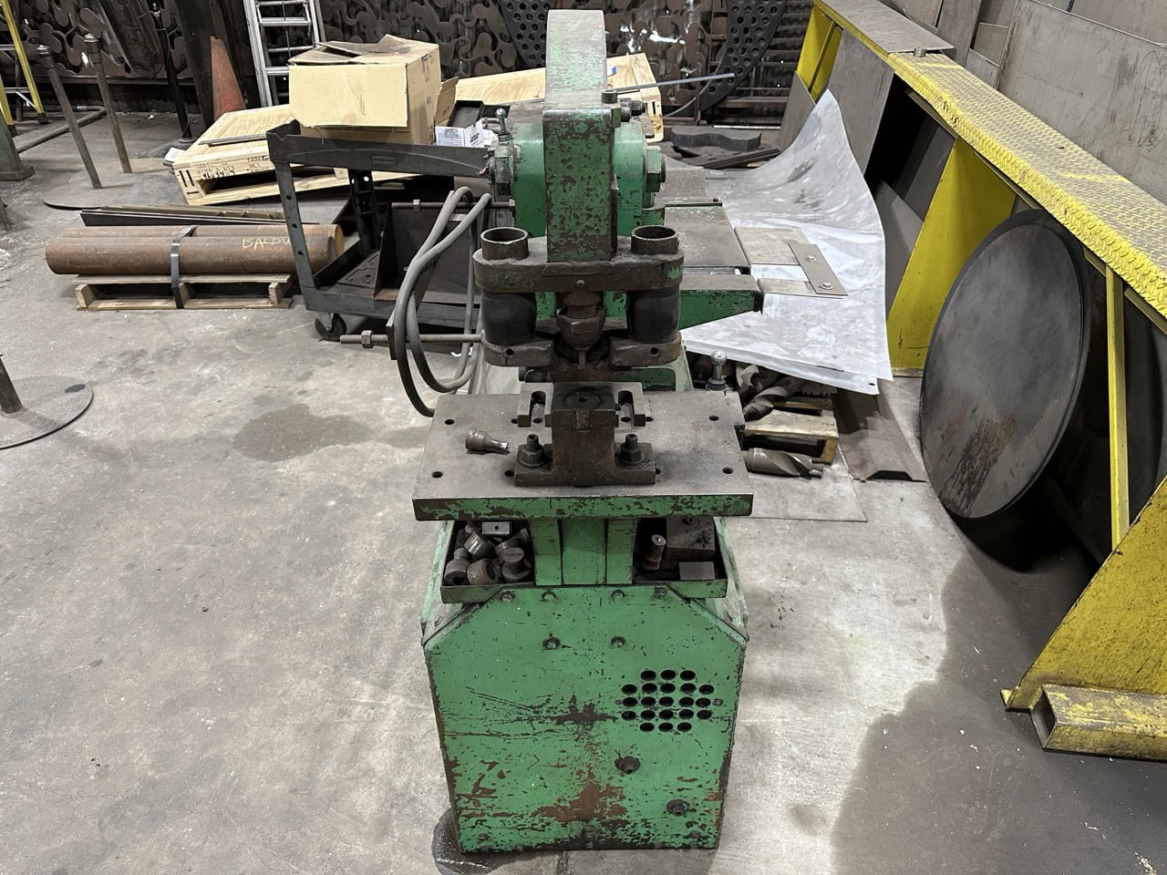 50 Ton Piranha P3-50 Hydraulic Ironworker, 1998 - Tooling - Image 6