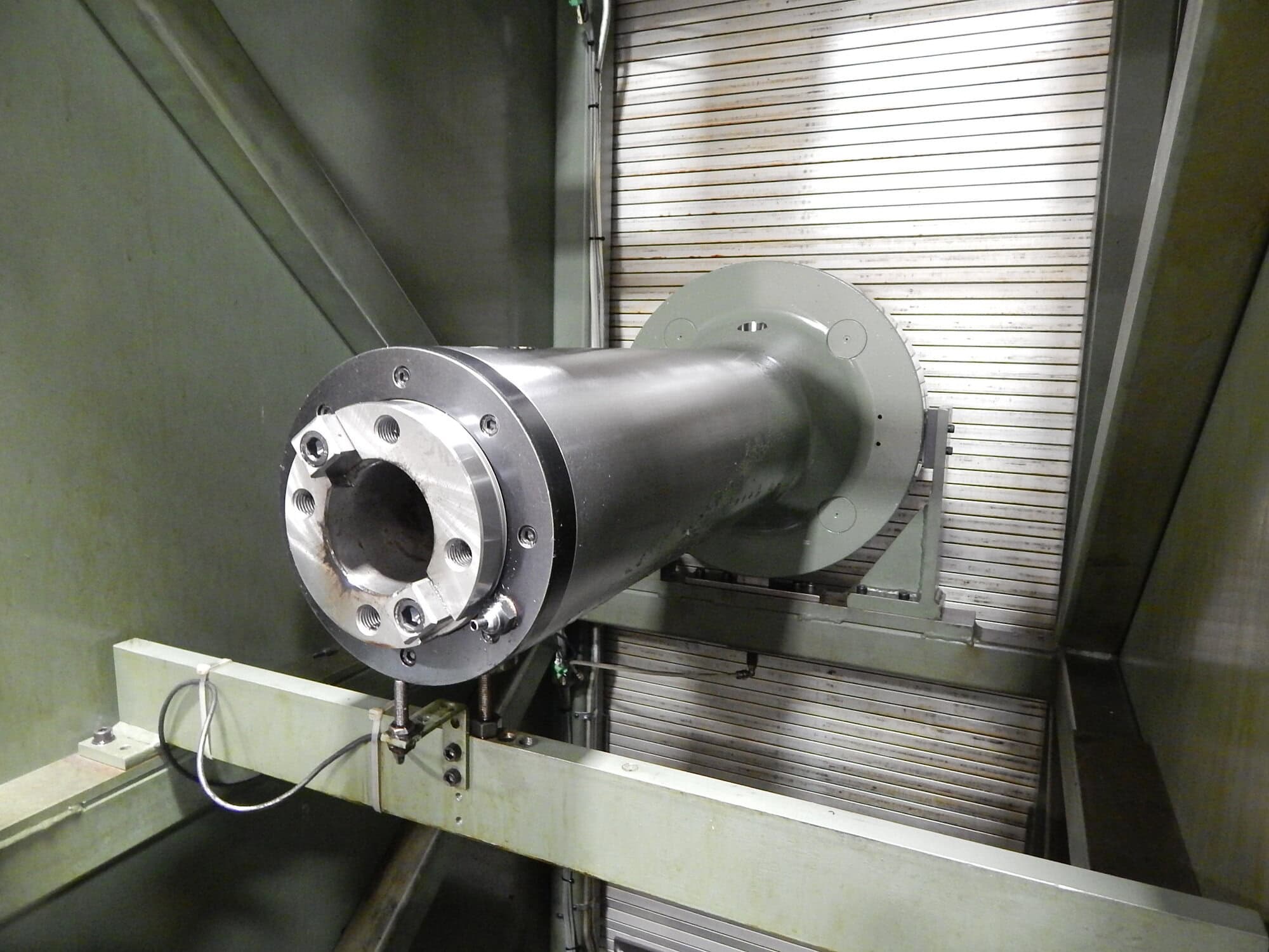 Parpas ML-120 CNC Floor Type Boring Mill, 2007 - 7 Axis, 5" Spindle, Universal Head, 90 Degree Head, Under Power - Image 13