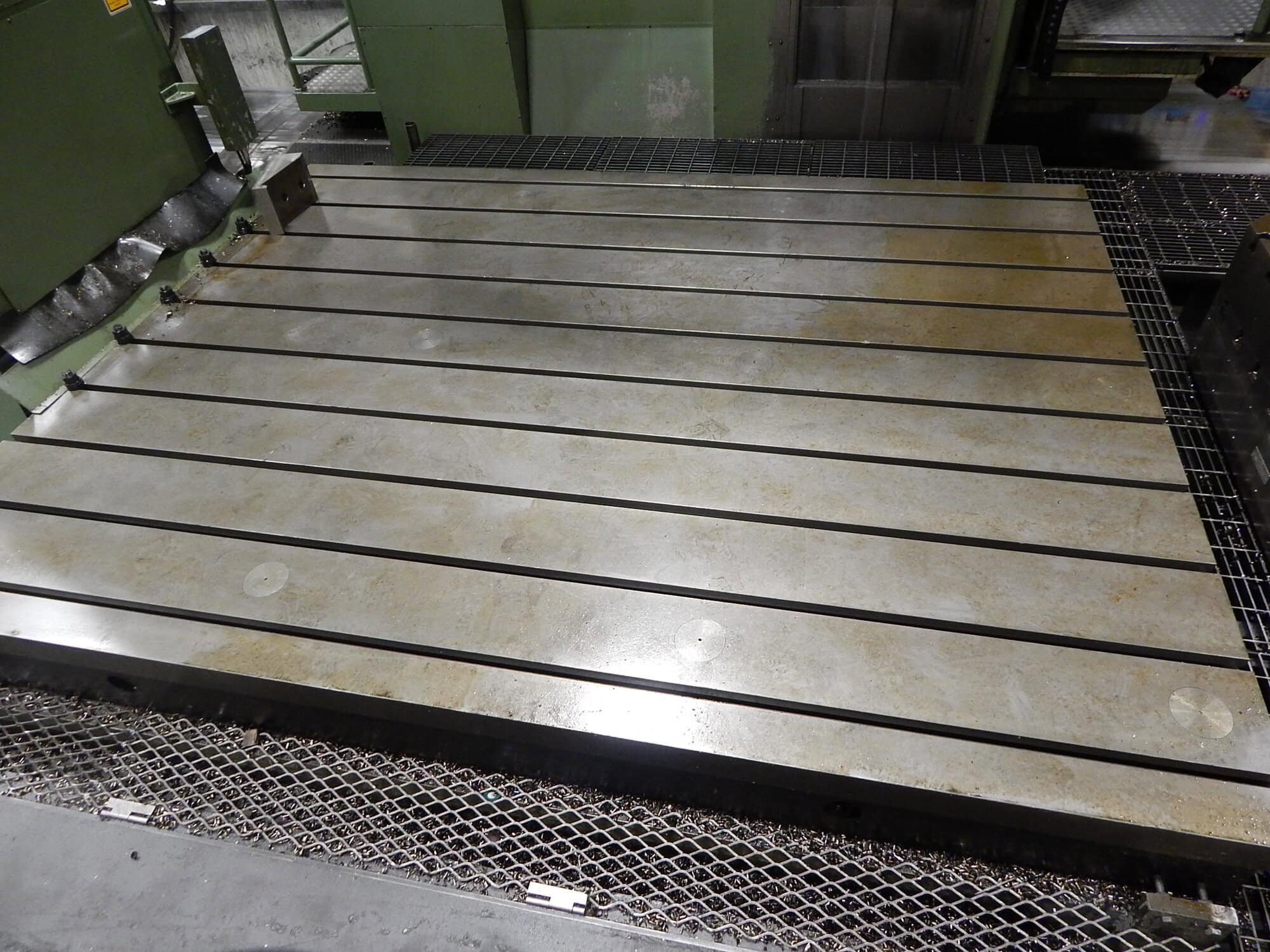 Parpas ML-120 CNC Floor Type Boring Mill, 2007 - 7 Axis, 5" Spindle, Universal Head, 90 Degree Head, Under Power - Image 5