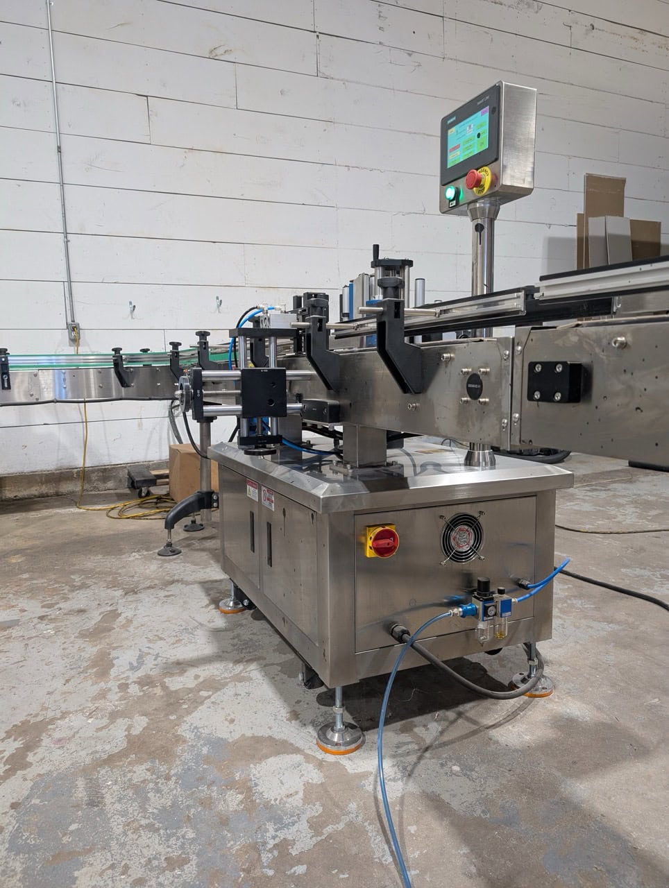 Liquid Filling Line with Automatic 4 Nozzle Servo Gear Pump Filler, Lid Presser, Labeler, Turntables, and Conveyors, 2024 - Image 10