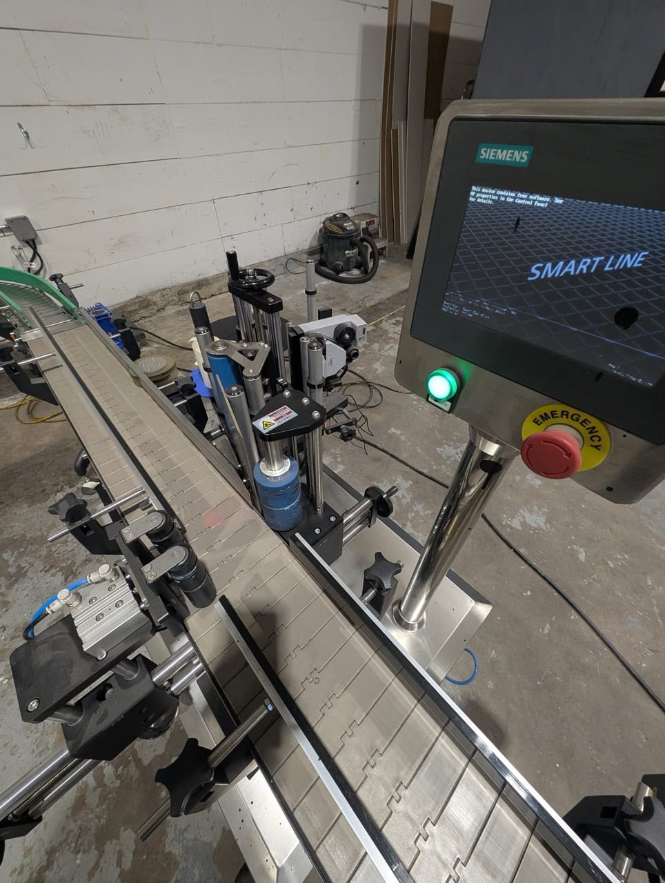 Liquid Filling Line with Automatic 4 Nozzle Servo Gear Pump Filler, Lid Presser, Labeler, Turntables, and Conveyors, 2024 - Image 11