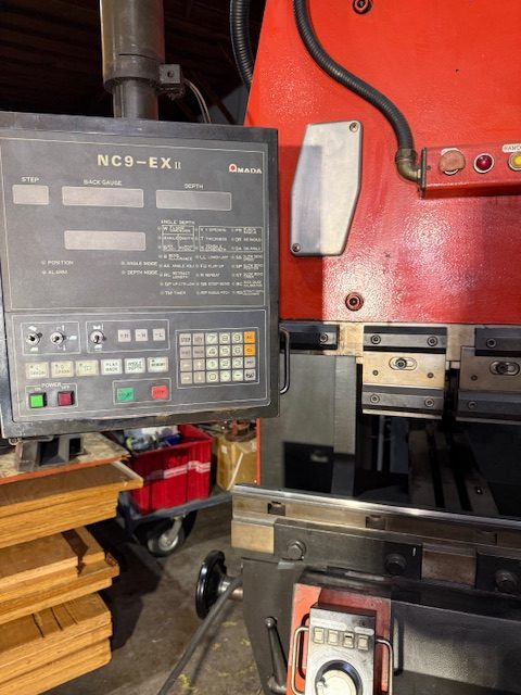 100 Ton x 10' Amada RG 100S CNC Press Brake, 1991 - Image 15