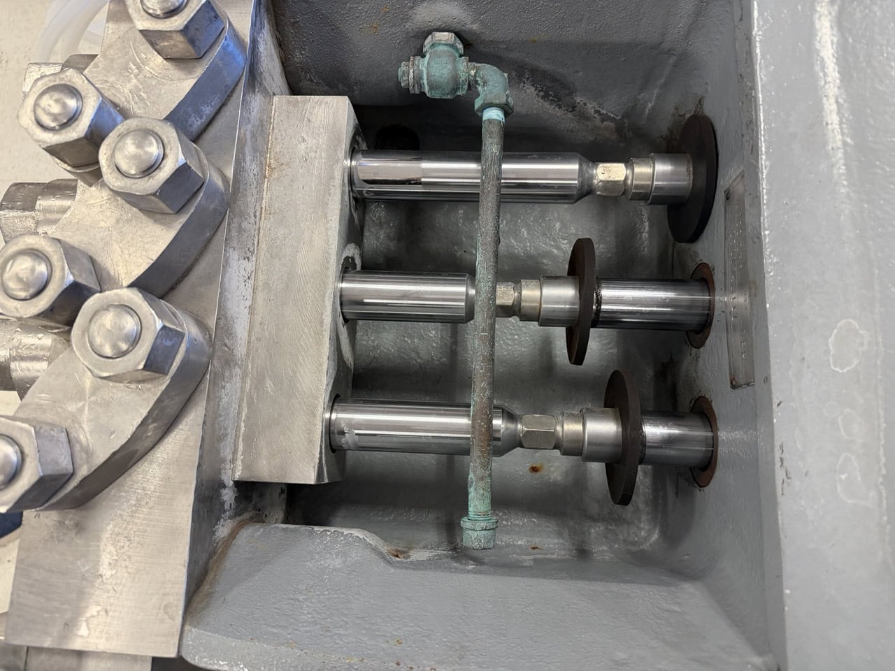 Manton-Gaulin 500 KF6 3PS 2-Stage High-Pressure Industrial Homogenizer - Image 3