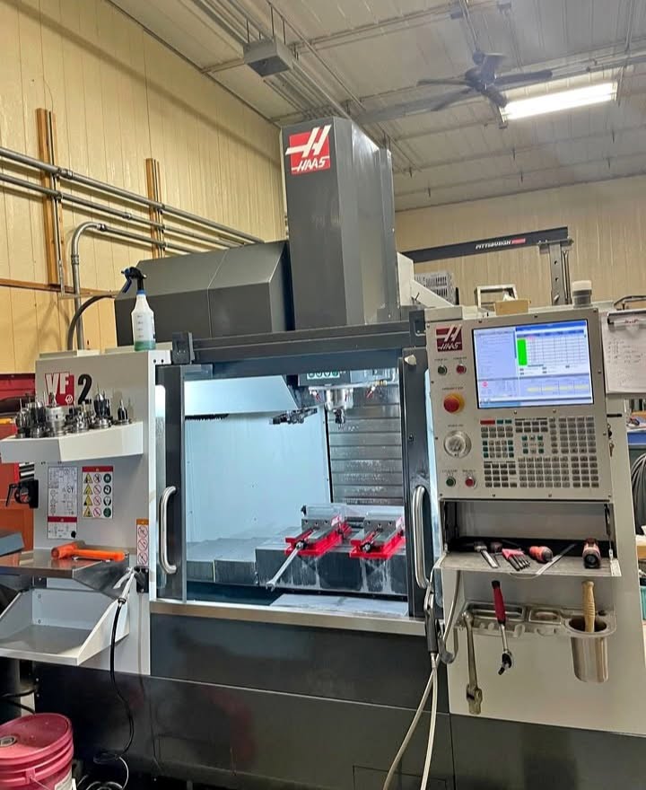 Haas VF-2 VMC, 2022 - WIPS, Rigid Tapping, 12k Spindle, Chip Auger