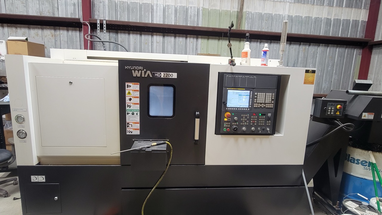 Hyundai Wia HD 2200 CNC Lathe, 2018 - 8" Chuck, Rigid Tapping, Chip Conveyor