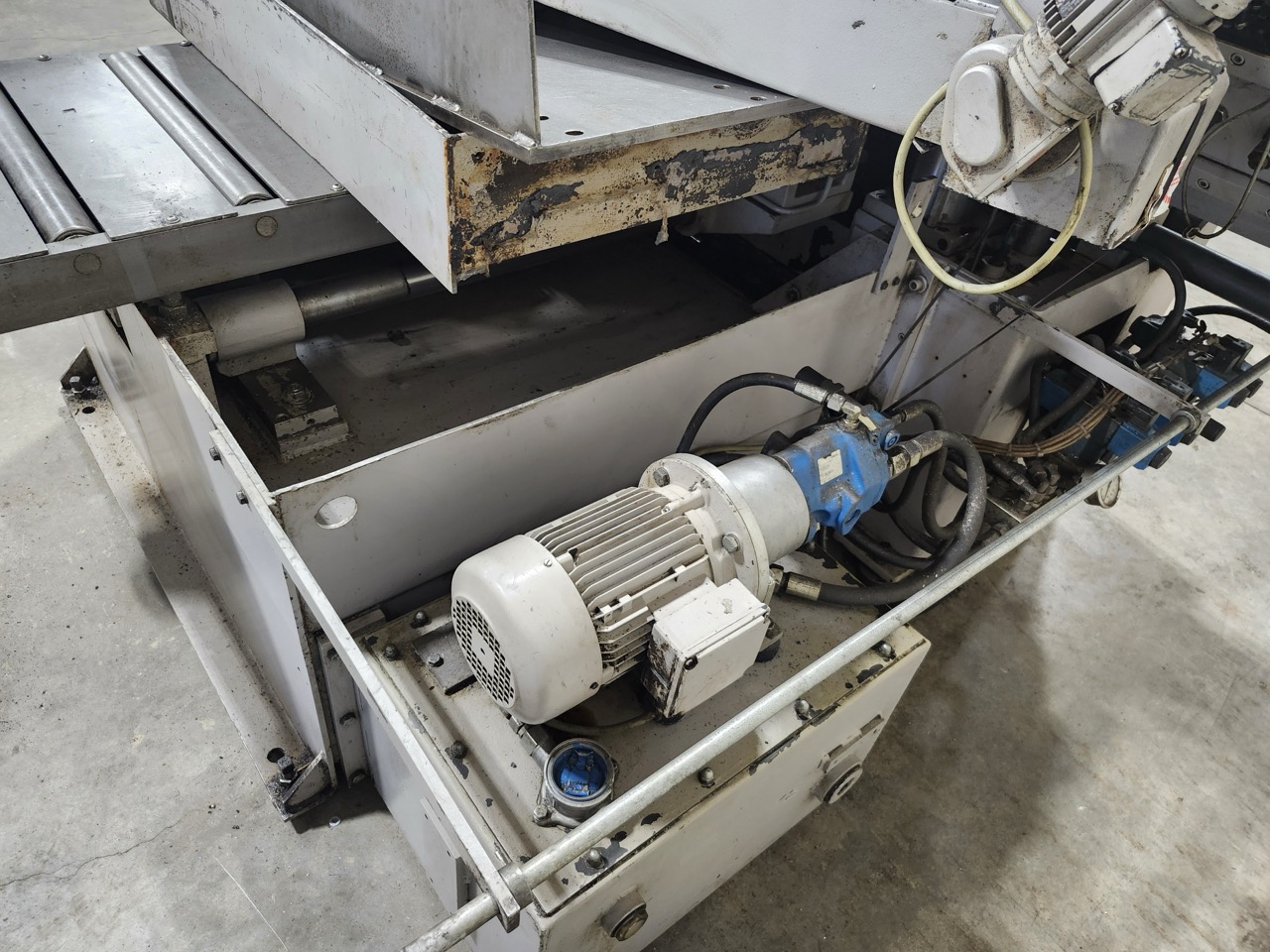 14” x 14” Behringer HBP 360A Automatic Horizontal Band Saw, 2008 - Image 4