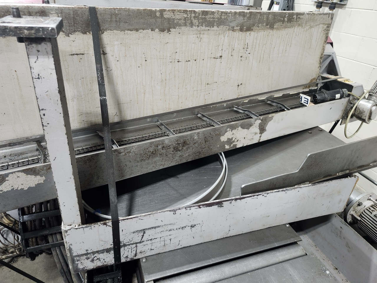 14” x 14” Behringer HBP 360A Automatic Horizontal Band Saw, 2008 - Image 11
