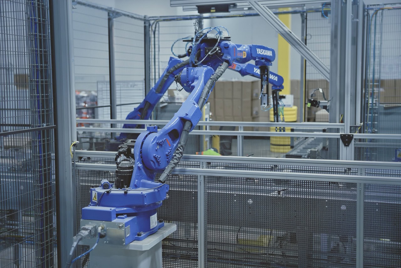 Yaskawa Motoman GP25-12 Robots (1) – YRC1000 Controllers, Mech-Mind 3D Vision, Bin Picking, Integrated Safety Cells, 2022 - Image 2