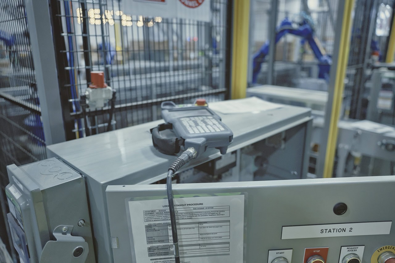 Yaskawa Motoman GP25-12 Robots (1) – YRC1000 Controllers, Mech-Mind 3D Vision, Bin Picking, Integrated Safety Cells, 2022 - Image 6