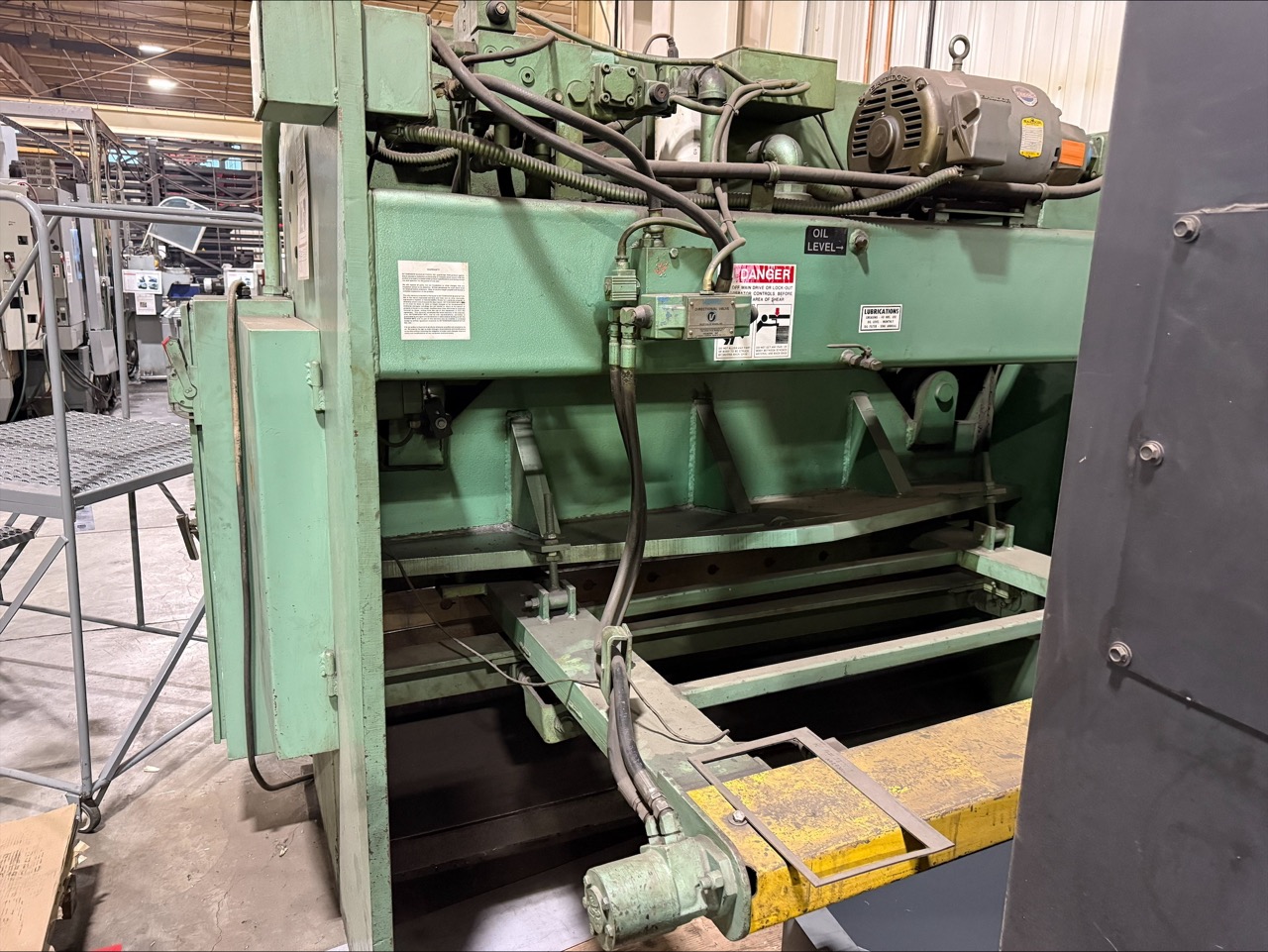 3/8" x 6' Betenbender Hydraulic Shear-Heavy Duty, Adjustable Blade Gap - Image 2