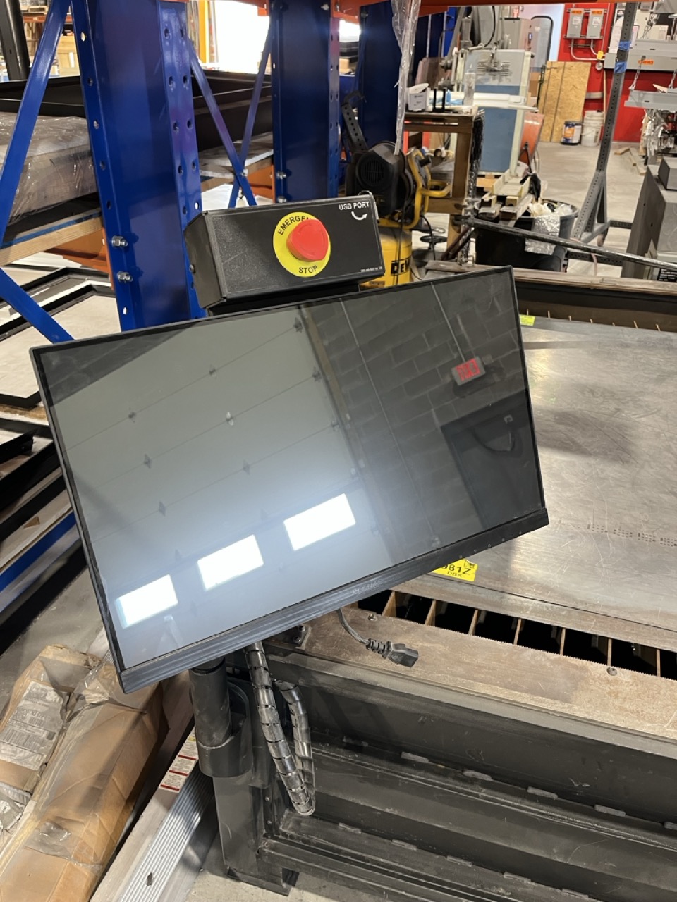 5' x 10' Lincoln Electric Torchmate TMX-510 CNC Plasma, 2020 – Lincoln Electric FlexCut 125, 125 Amp, Less than 40 Hours - Image 2