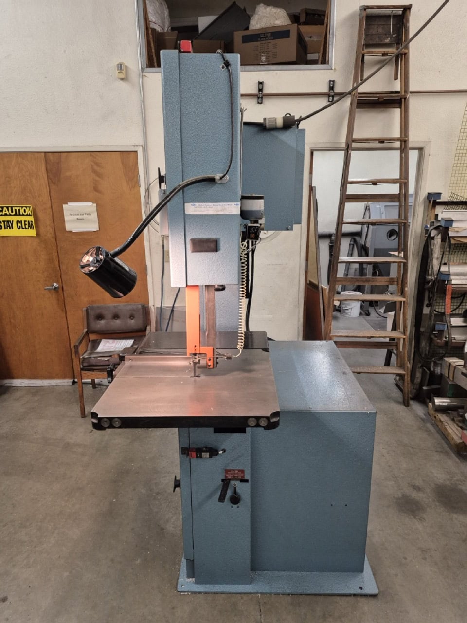 26” x 13” DOALL 2613-v3 VERTICAL BAND SAW-2016 - Image 3