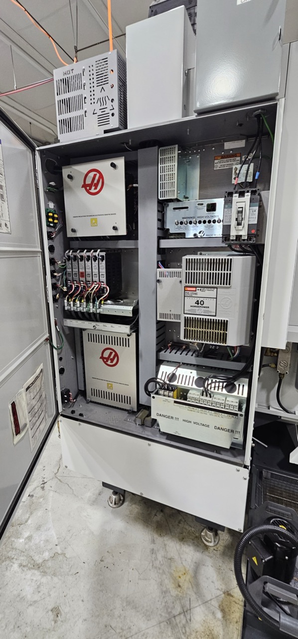 Haas Mini Mill Vertical Machining Center, 2014, 4th Axis, CT Option, High Flow Coolant Pump - Image 9