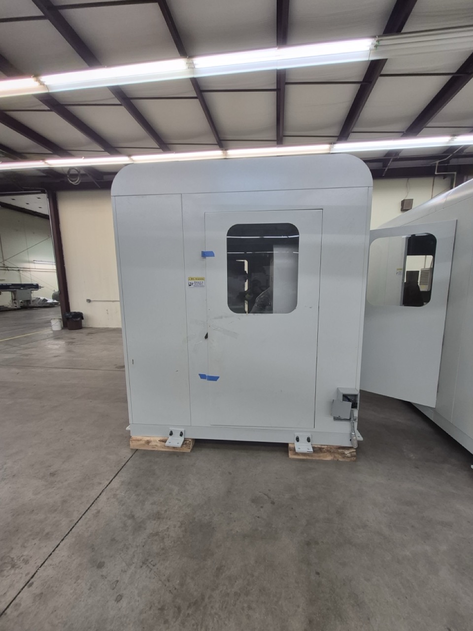 Kingstone Robotic Belt Grinder, 2022 - Dust Collector, FANUC Robot - Image 5