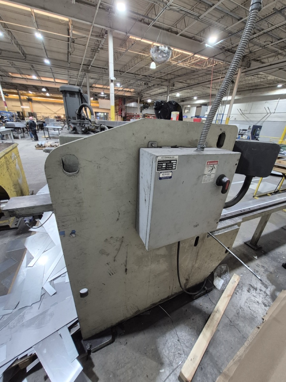 1/4” x 12’ AccurShear 625012 Hydraulic Shear, 2001 - Image 9