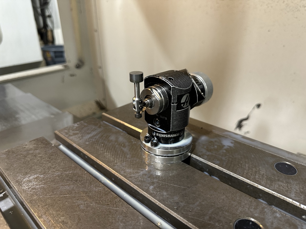 Haas VF-3 CNC VMC, 2011 - WIPS, 40 Station Side-Mount, High-Pressure Coolant - Image 21