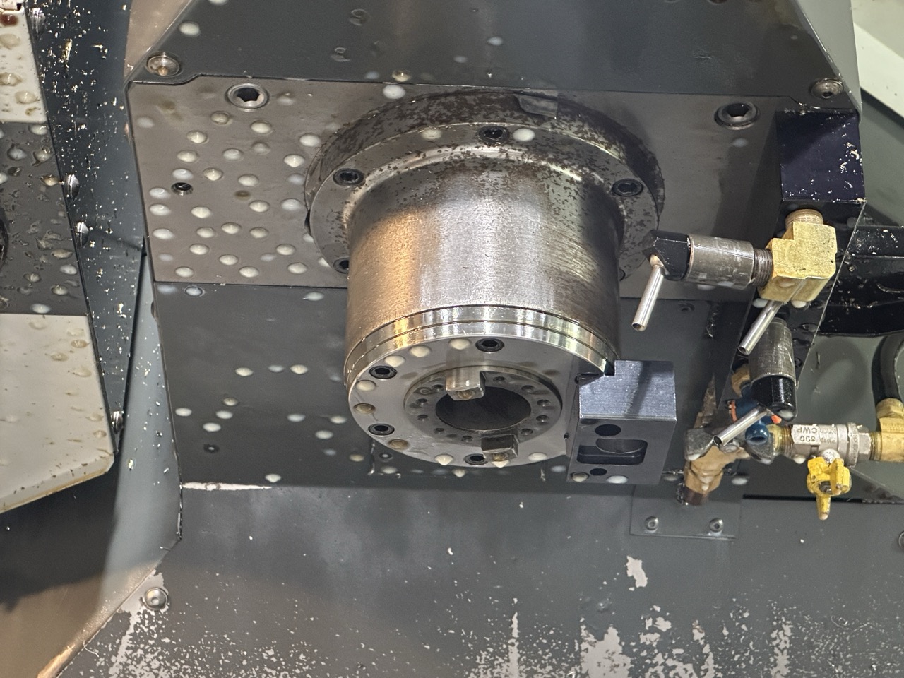 Haas VF-3 CNC VMC, 2011 - WIPS, 40 Station Side-Mount, High-Pressure Coolant - Image 22