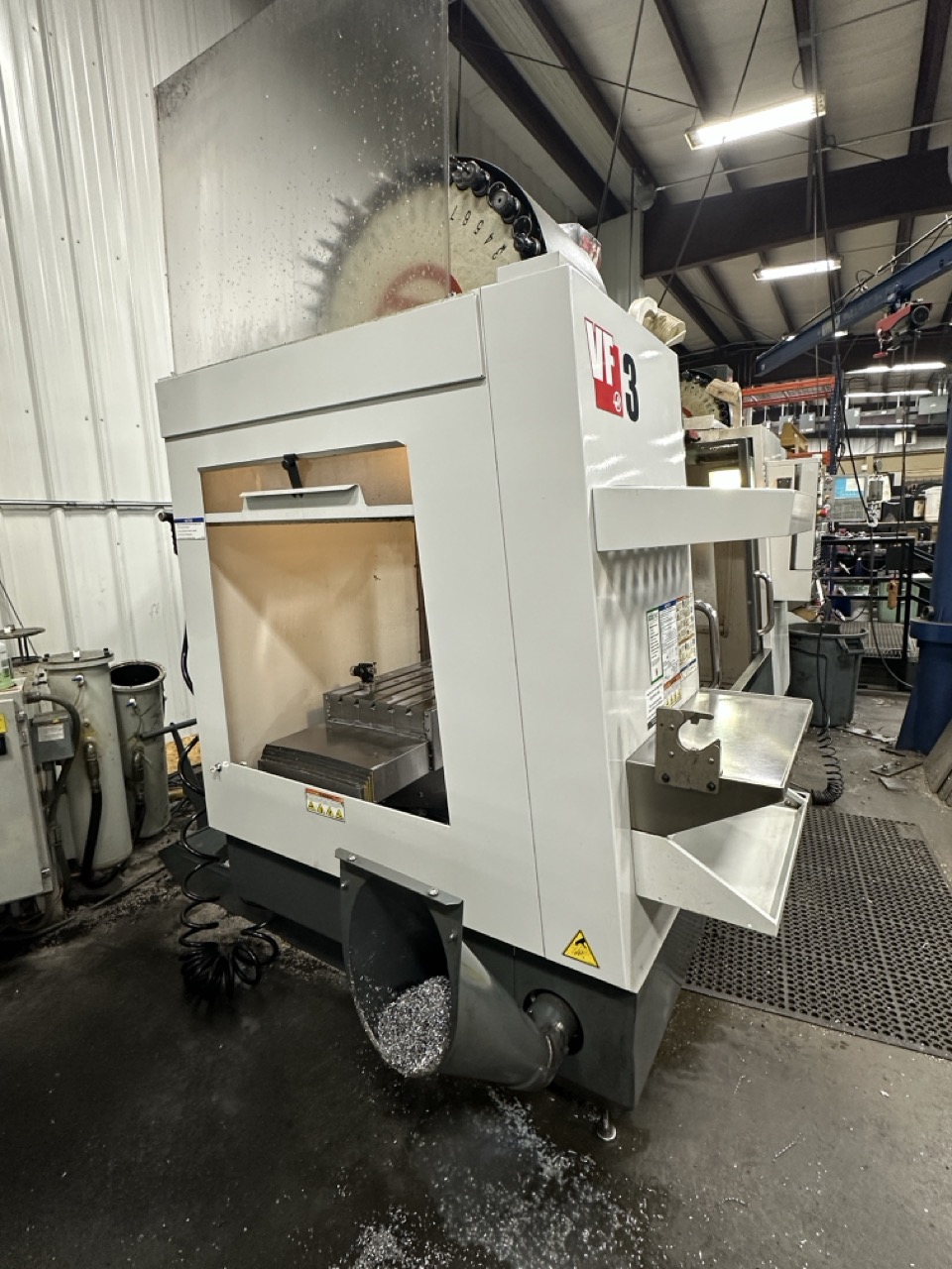 Haas VF-3 CNC VMC, 2011 - WIPS, 40 Station Side-Mount, High-Pressure Coolant - Image 3