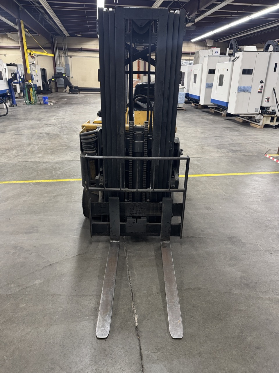 Drexel SL44/4 4,400 Lb Capacity Electric Forklift, Swing Reach Mast, Narrow Aisle - Image 6