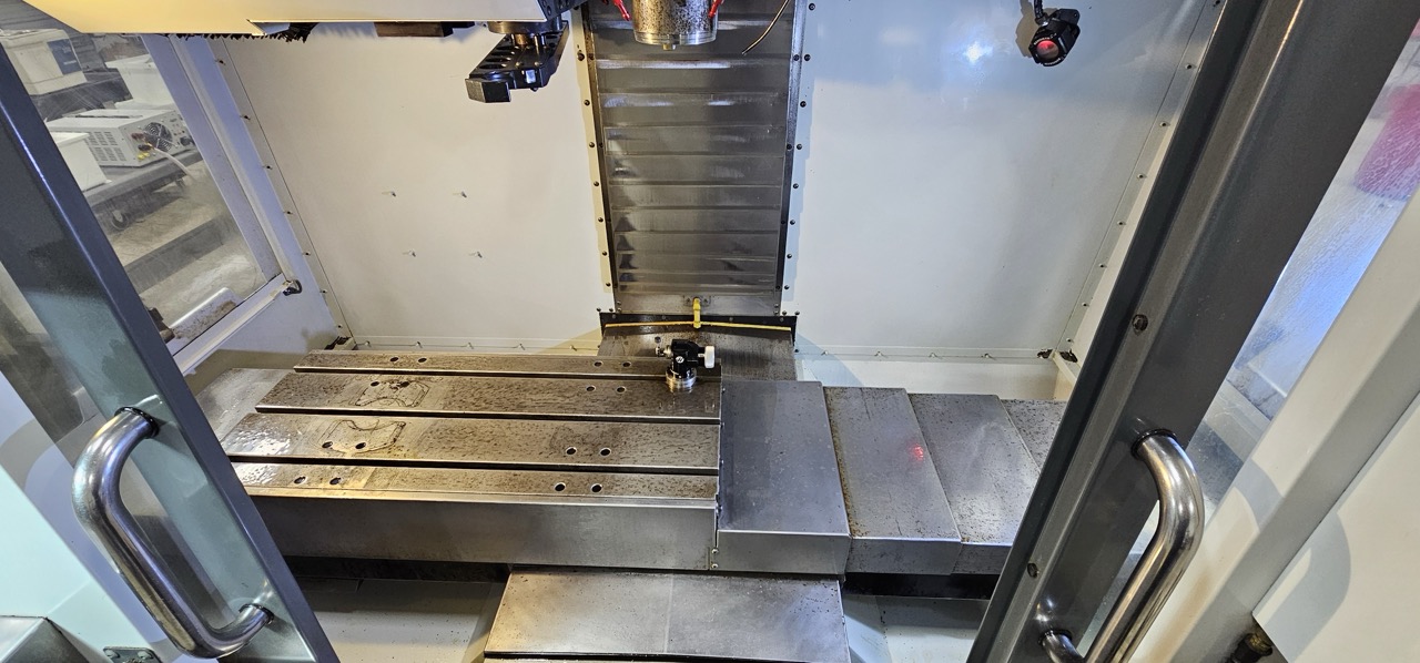 Haas VF-2SS, VMC, 2014 - Rigid Tapping, 4th Axis Ready - Image 6