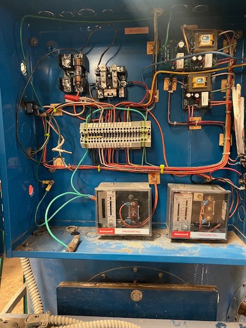 25 HP Hurst 4VT-G-25-150 Cyclone Steam Hi-Pressure Vertical Boiler, 2007- Fully Serviced and Inspected - Image 6