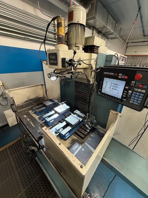 Trak DPM V5 3-Axis CNC Mill, 2005 - 50" X 12", Prototrak VM Control, USB, Coolant - Image 6