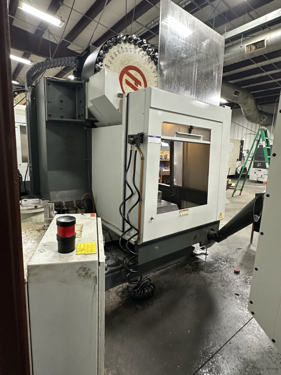 Haas VF-3 CNC VMC, 2011 - WIPS, 40 Station Side-Mount, High-Pressure Coolant - Image 7