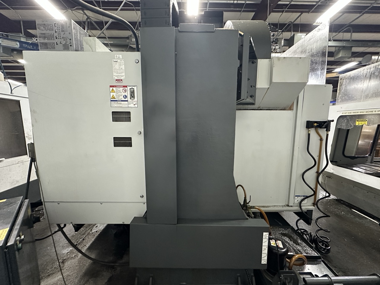 Haas VF-3 CNC VMC, 2011 - WIPS, 40 Station Side-Mount, High-Pressure Coolant - Image 8