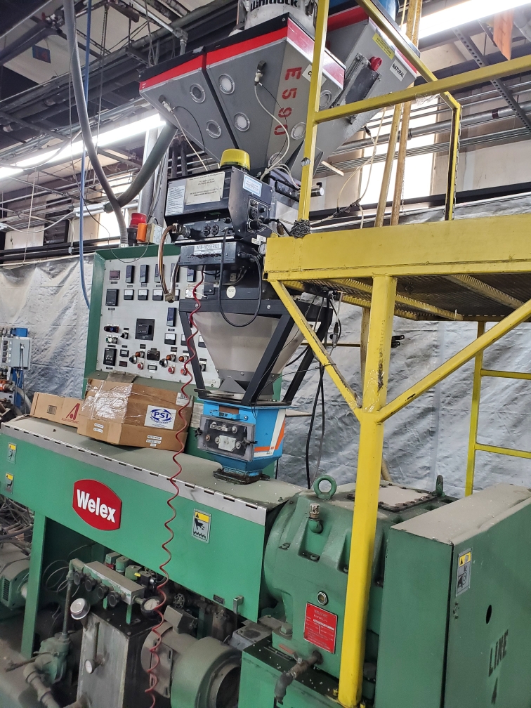 Welex 2.5 24:1 RHNV Extruder, 1992 - 2.5" Screw, Air-Cooled Barrel - Image 3