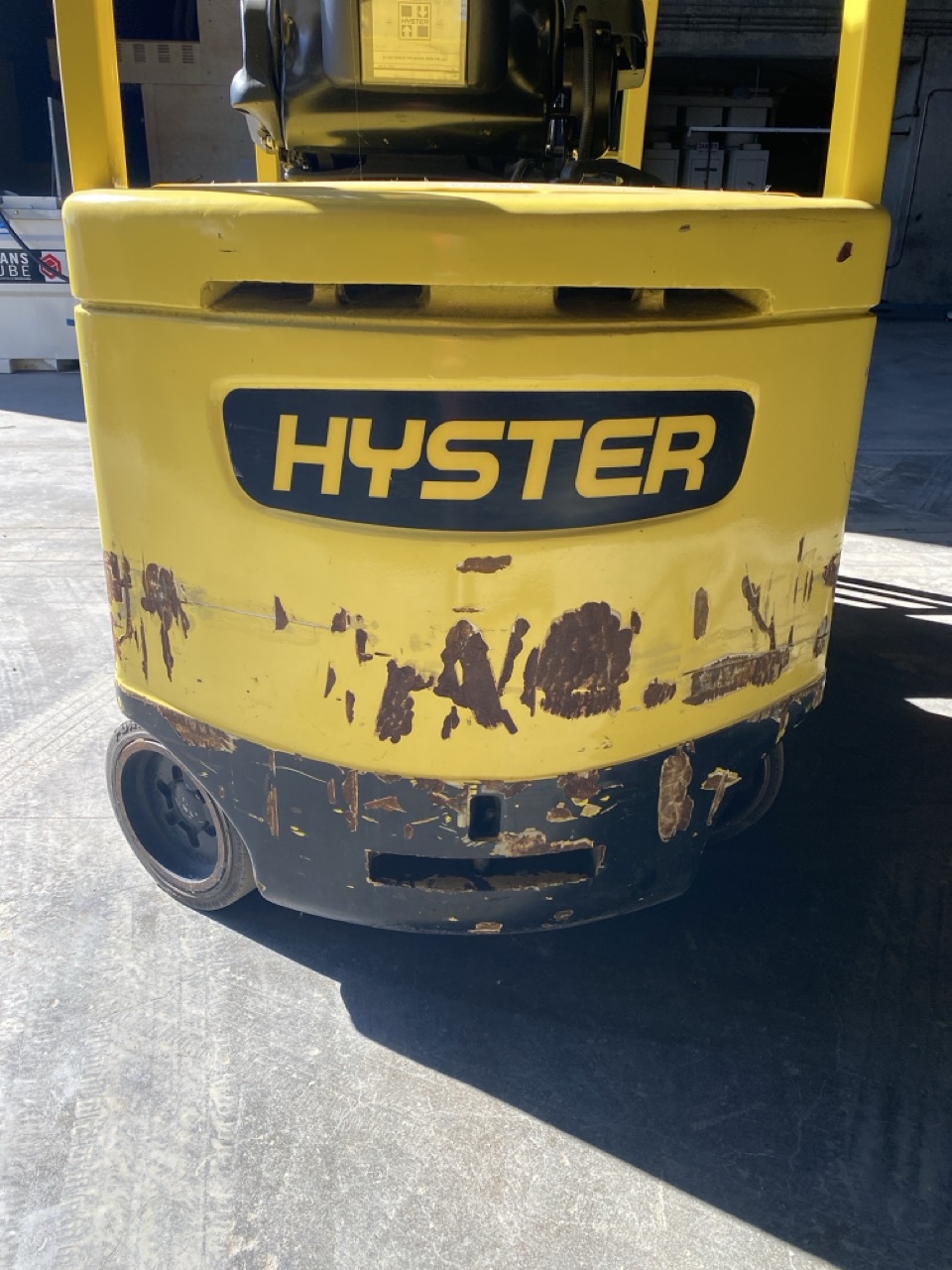 Hyster E70XN Electric Cushion Tire Forklift, 2021 - 7,000 lb Capacity, Sit-Down Rider (2) - Image 7