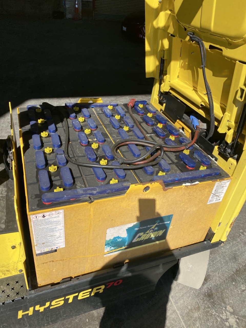 Hyster E70XN Electric Cushion Tire Forklift, 2021 - 7,000 lb Capacity, Sit-Down Rider (2) - Image 15