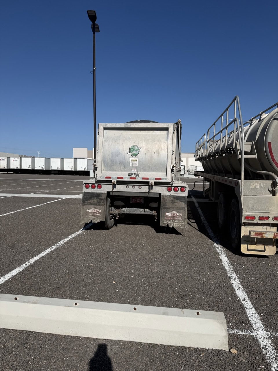 2024 Armor Lite 39' Aluminum End Dump Trailer – Frameless – Air Ride – High Lift Gate – Lightweight Spec - Image 15