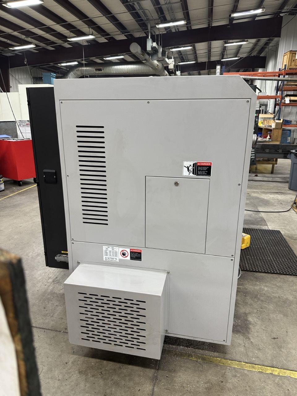 Smart NL3000BM CNC Lathe, 2023 - 12" Chuck, Live Tooling, Programmable Tailstock, Box Ways, Chip Conveyor - Image 3