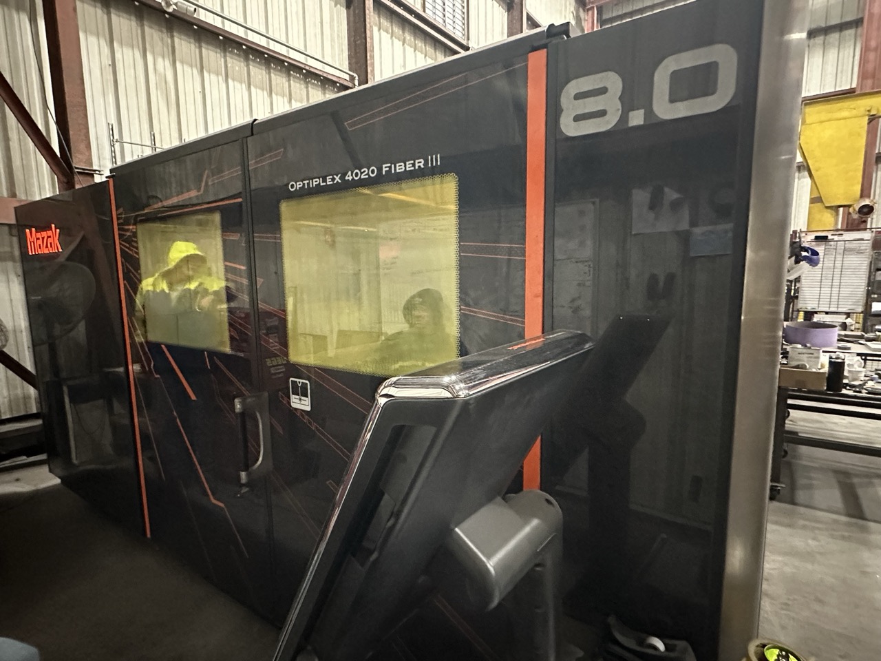 8000 Watt Mazak Optiplex 4020 Fiber Laser III, 2019 - 6.5' x 13' Table - Dust Collector, Shuttle Table, Scrap Conveyor - Image 4