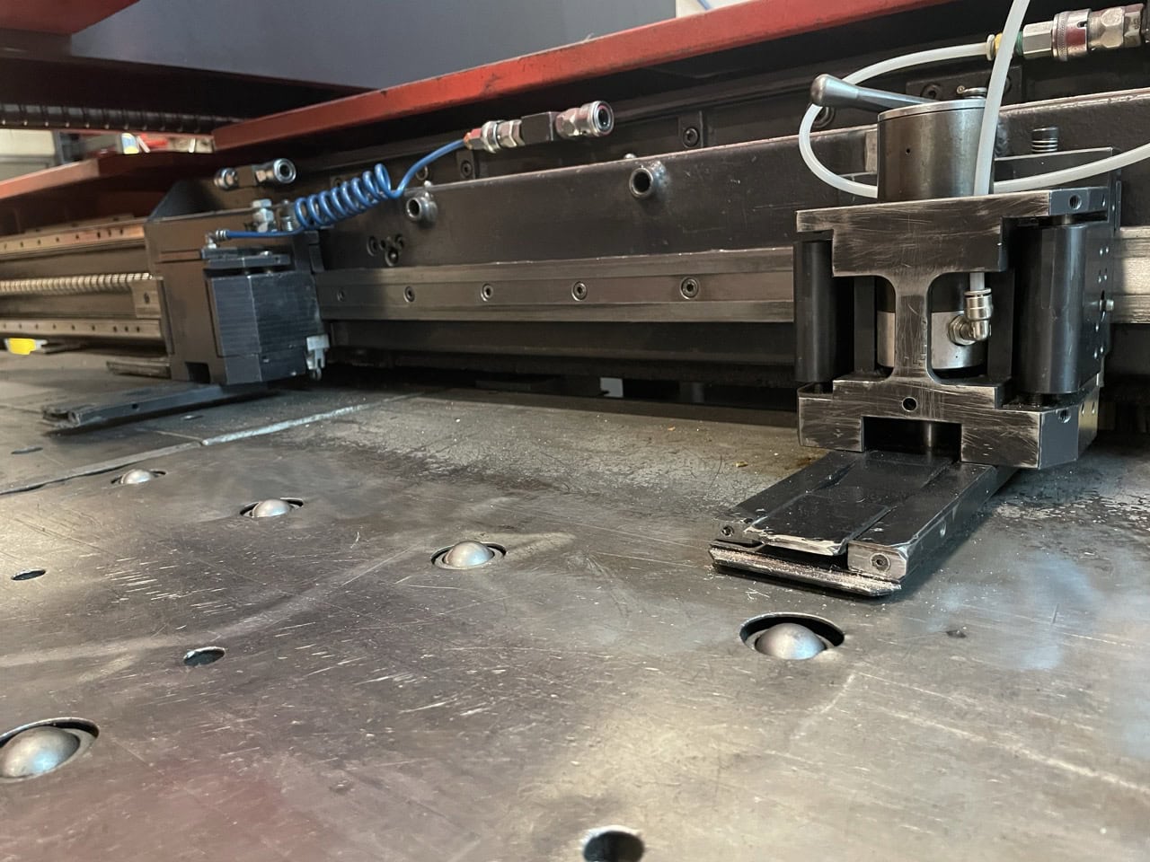 30 Ton Amada Pega 304050Q Turret Punch Press, 1989 - 56 Station, 40"x100" Sheet, Tooling Included - Image 6
