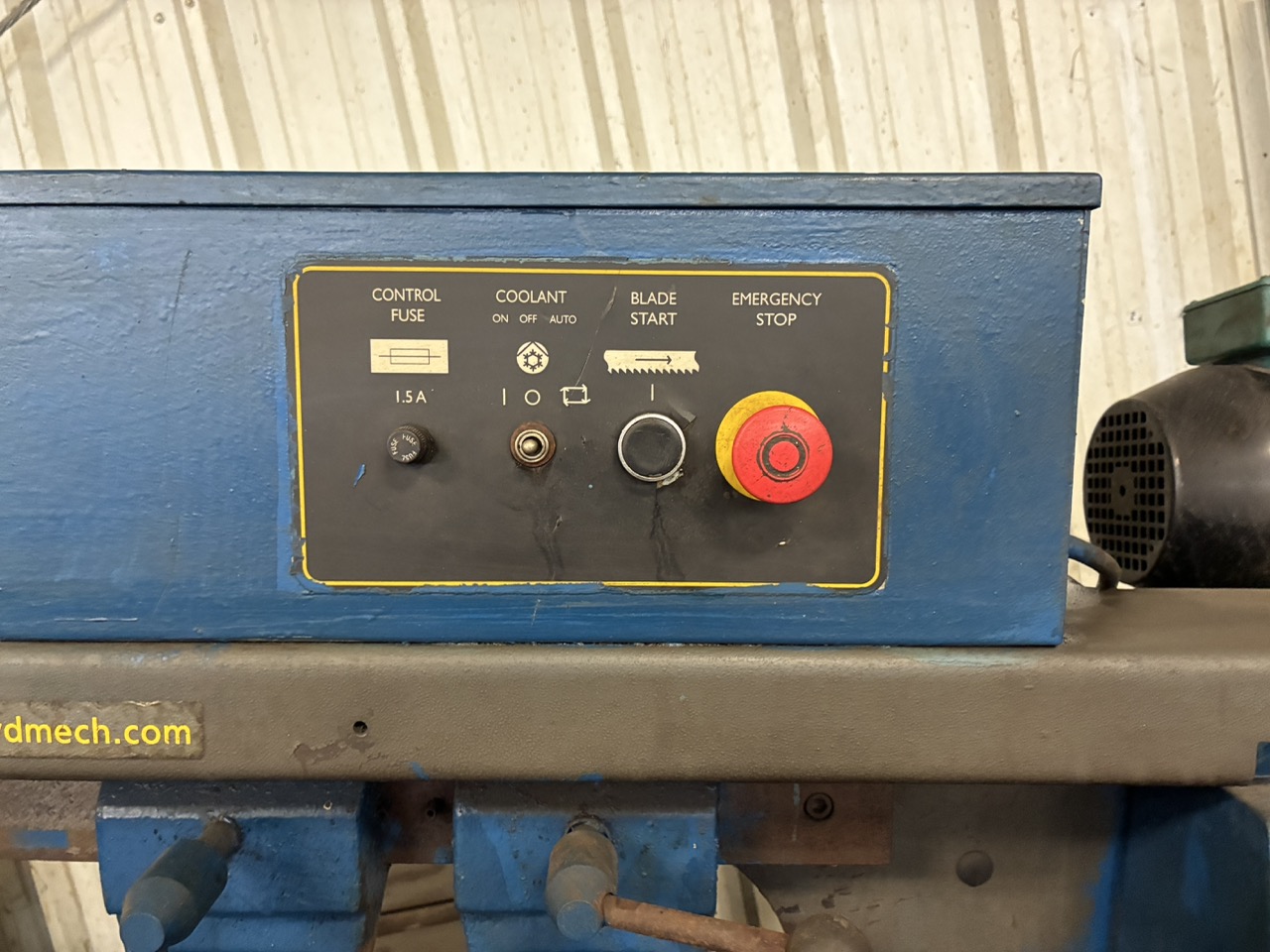 Hyd-Mech S-20 Series 2 Horizontal Band Saw and Ingersoll compressor - Image 13