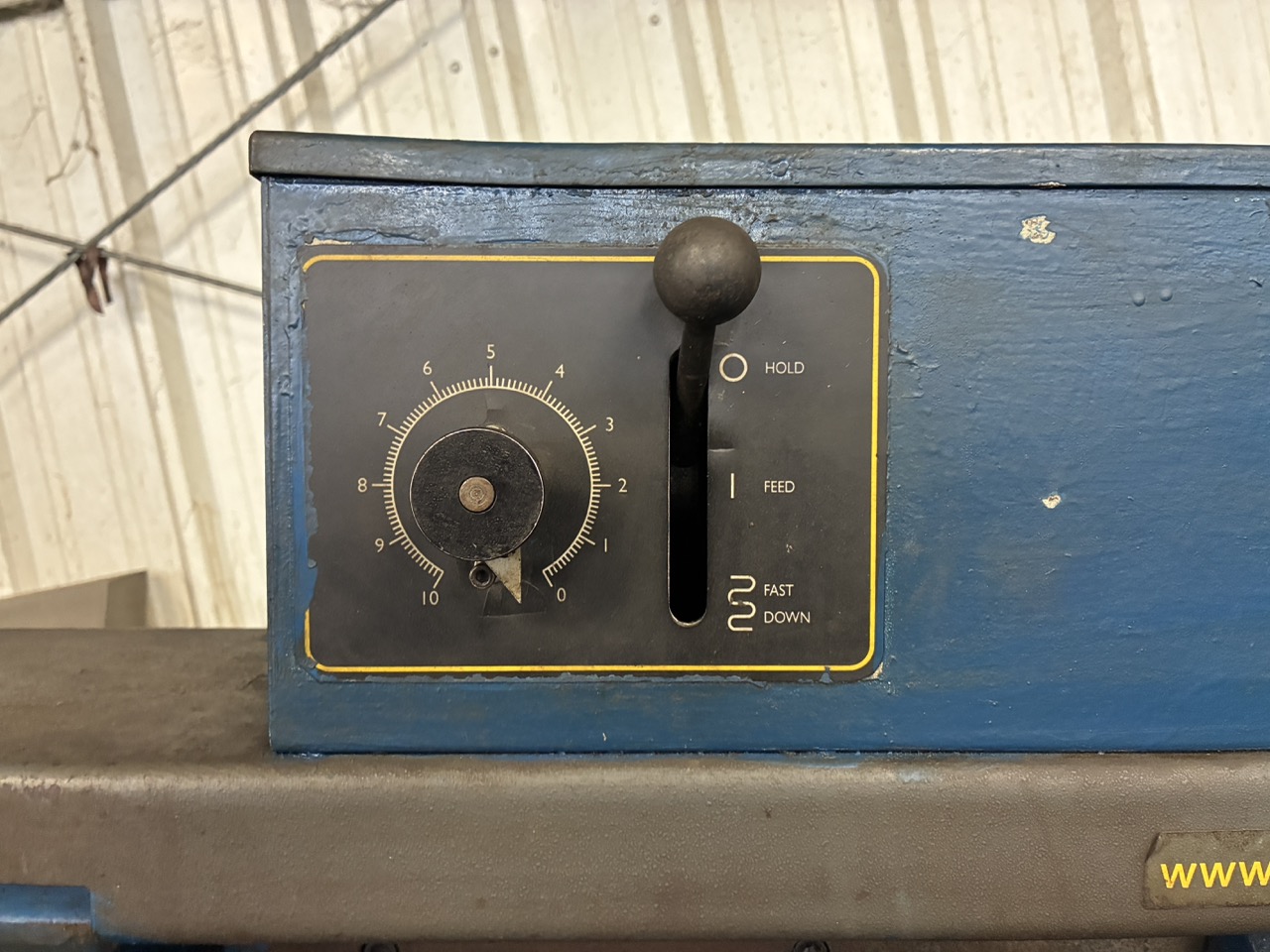 Hyd-Mech S-20 Series 2 Horizontal Band Saw and Ingersoll compressor - Image 14