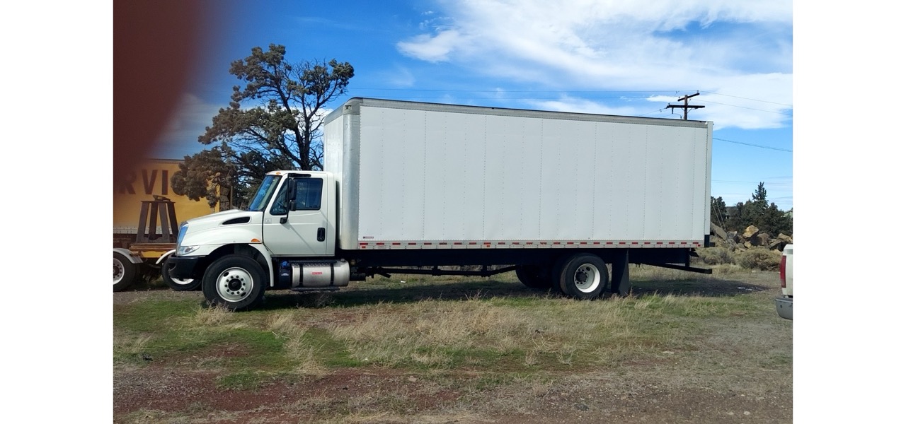 International 4300 SBA Box/Service Truck, 2018 - Image 6