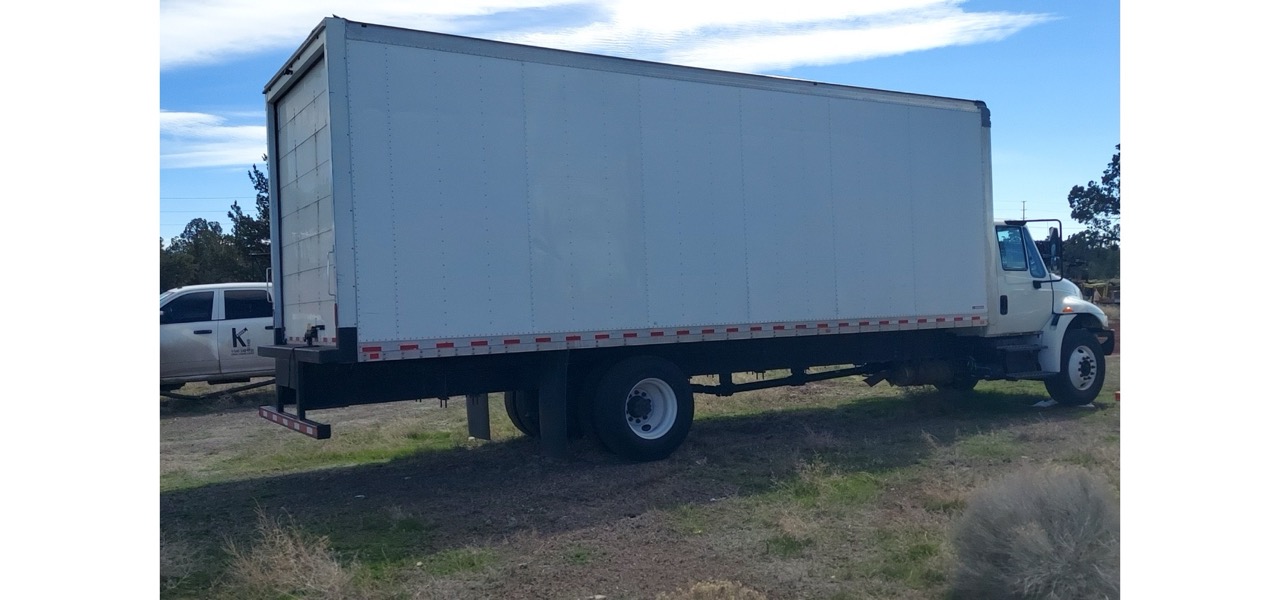 International 4300 SBA Box/Service Truck, 2018 - Image 11