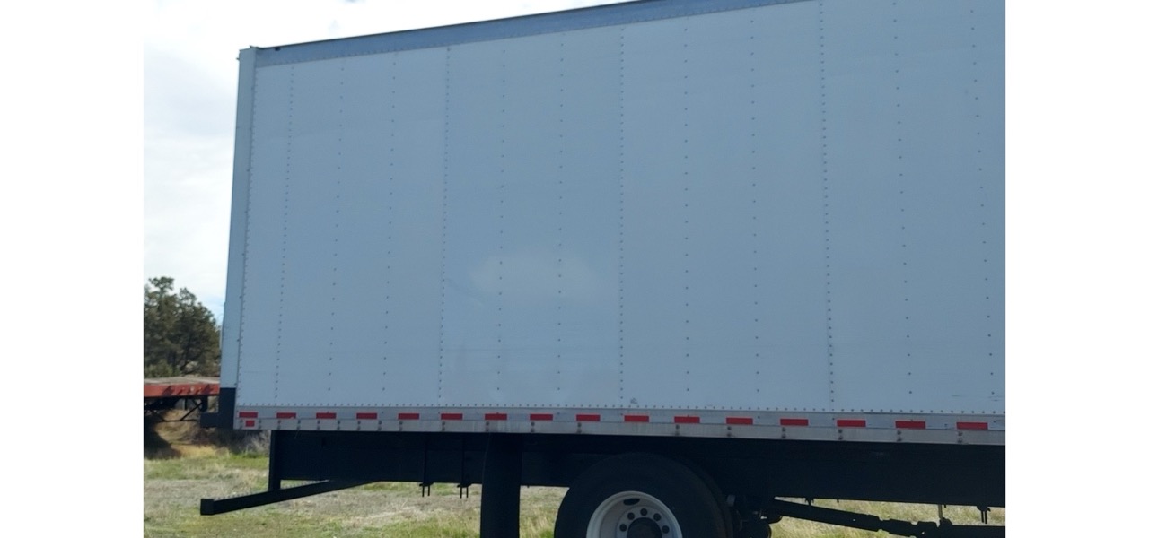 International 4300 SBA Box/Service Truck, 2018 - Image 19